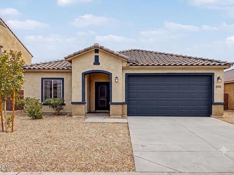 24551 W VERLEA Drive photo 2