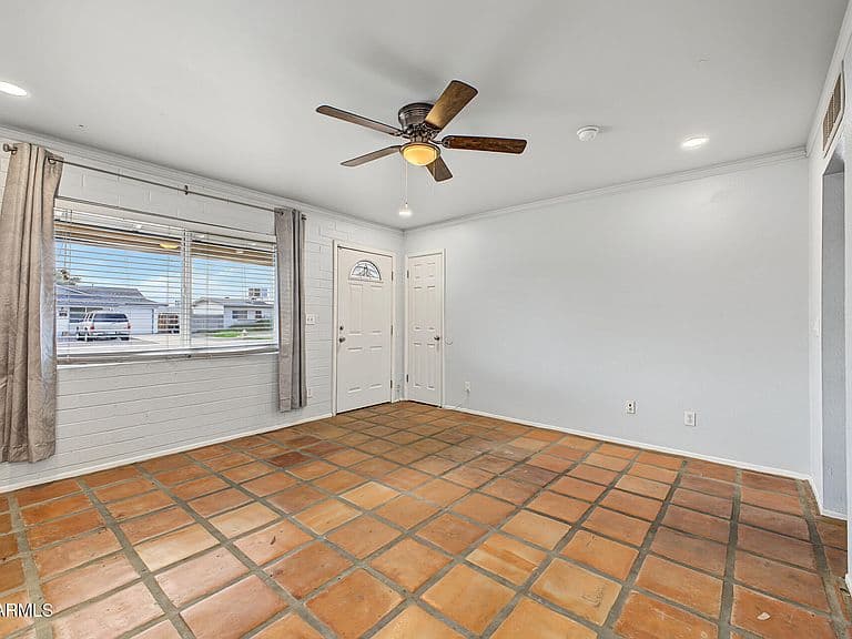 15039 N 28TH Drive photo 5