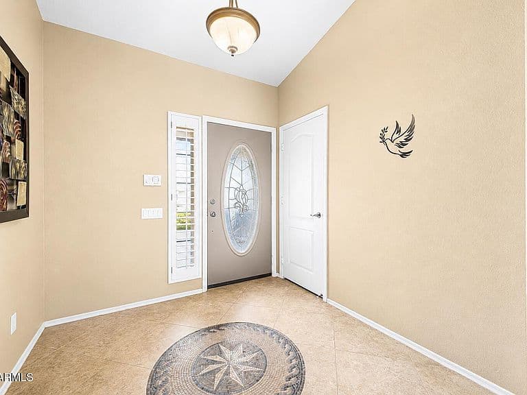 6322 W POTTER Drive photo 4