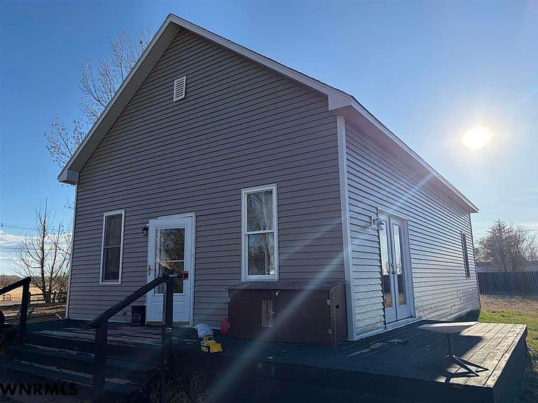 1510 Anderson Ave photo 2