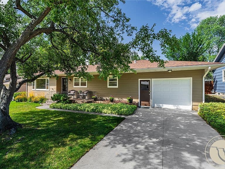 2618 Beth Dr photo 3