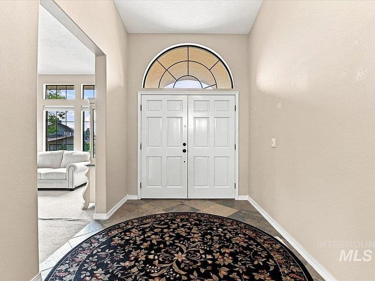 3324 E Boulder Heights Dr photo 3