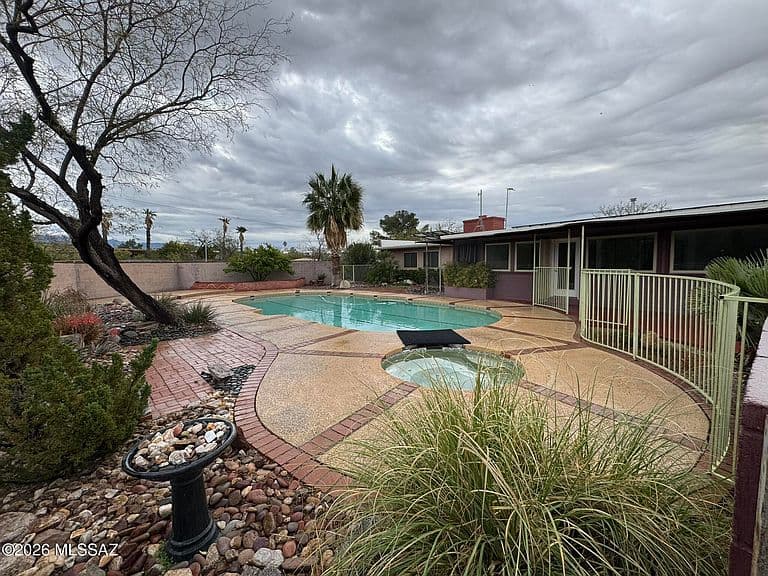 9282 E Indio Pl photo 3