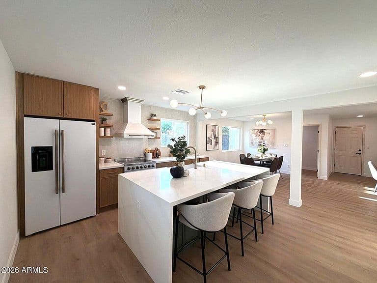 3601 E CHARTER OAK Road photo 1