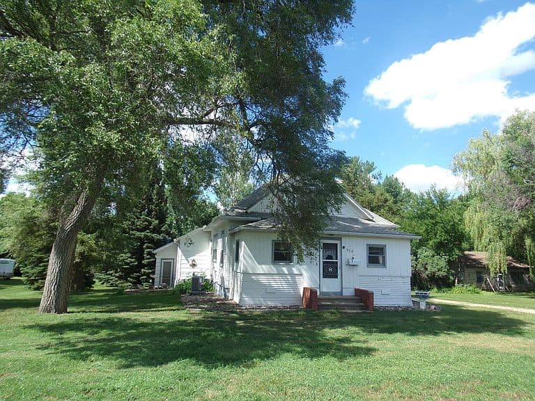 908 W Hanson Ave photo 2