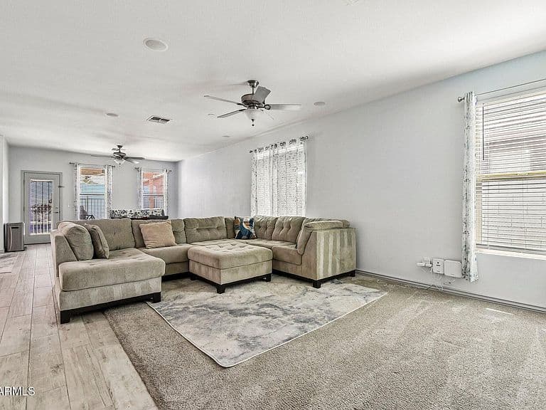40885 N ARBOR Avenue photo 5
