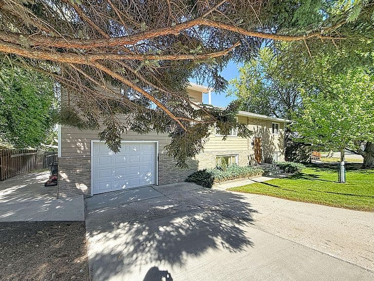 707 Circle Dr photo 4