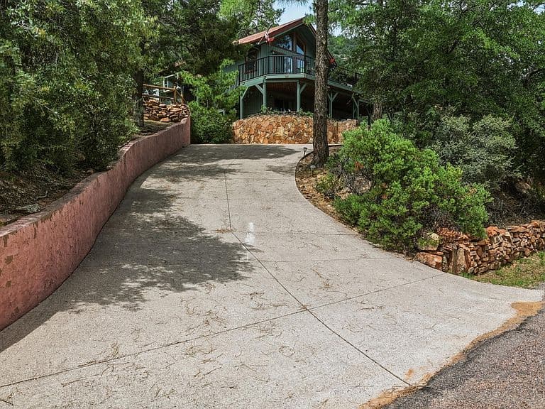 9386 W Coyote Dr photo 3