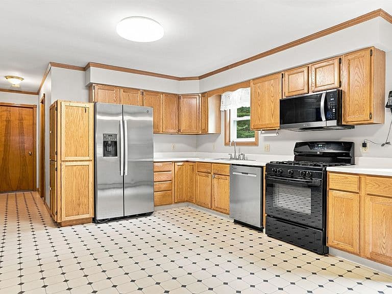 47 Mathews Road photo 5