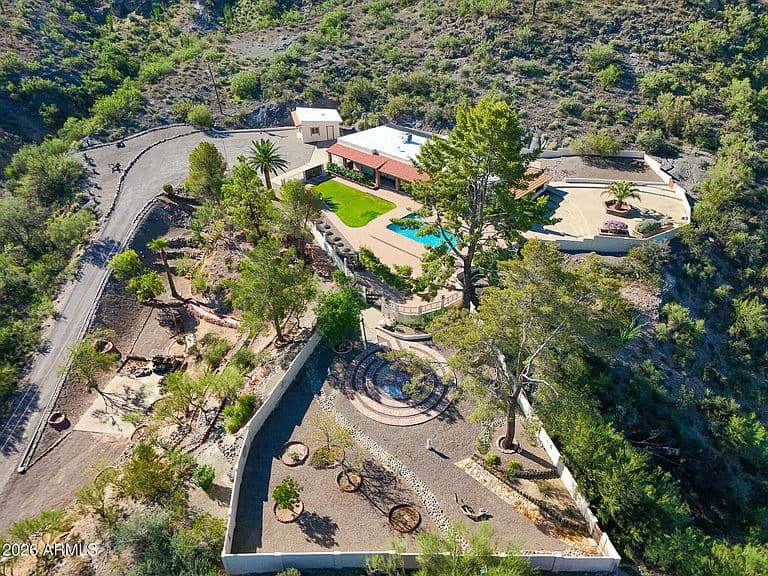 34601 S CHOLLA Drive photo 1