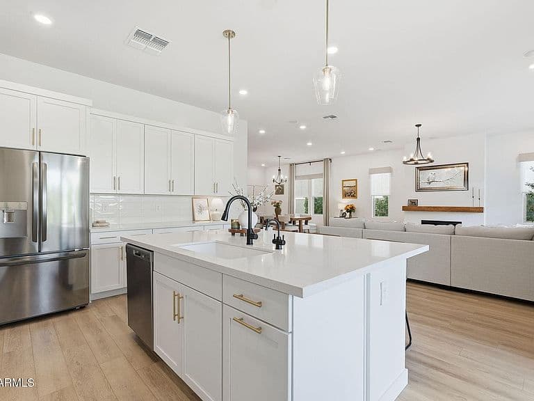 22728 E Saddle Way photo 5