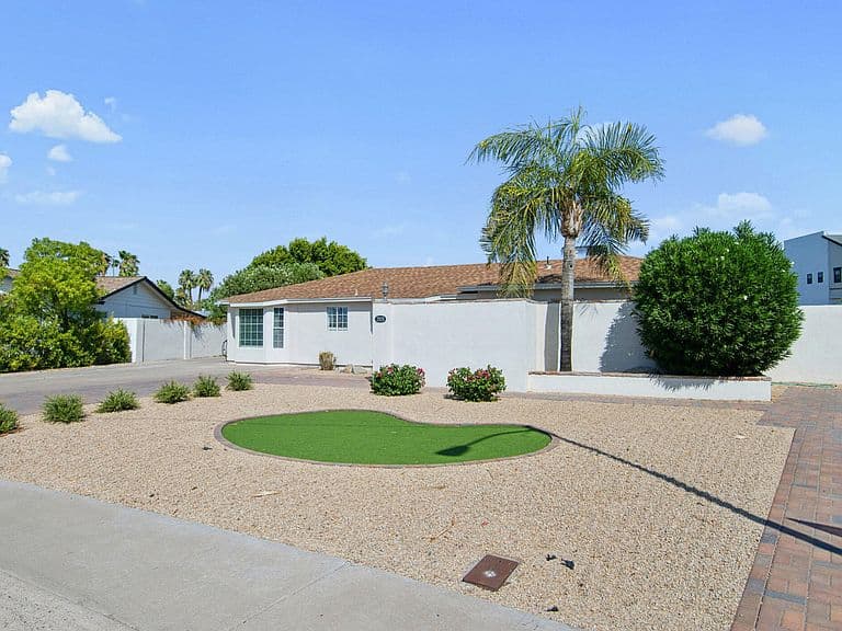 2929 N 55th Place photo 3
