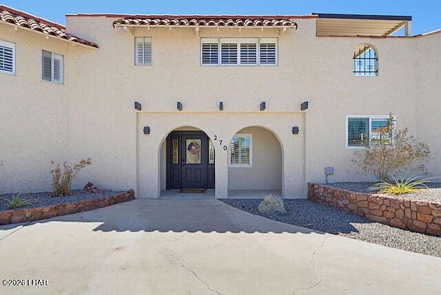 270 Jones Dr photo 2