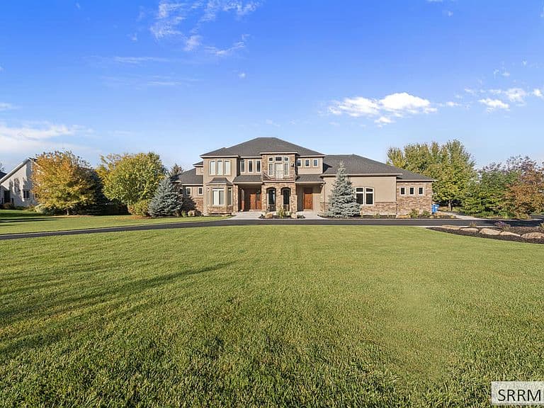 389 Partridge Ln photo 1