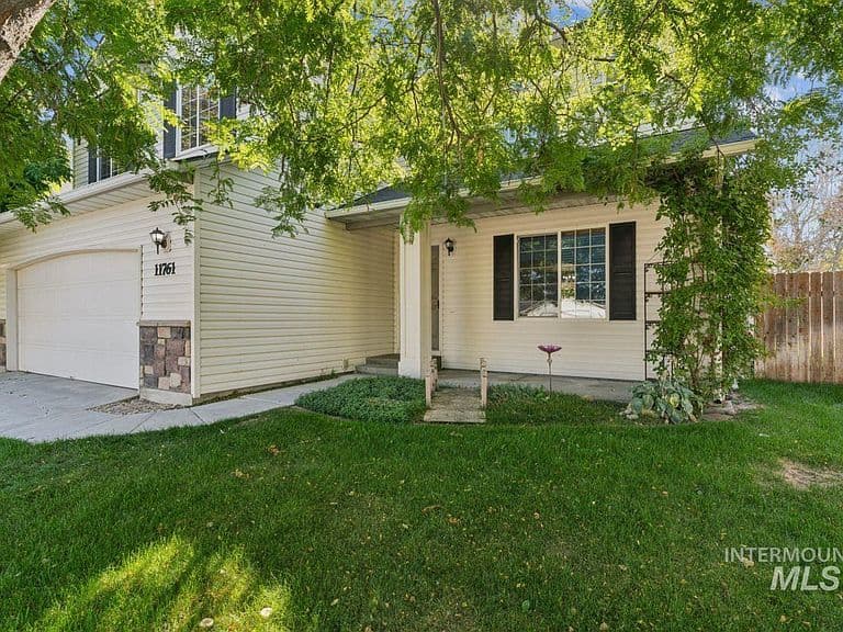 11761 Tidewater St photo 3