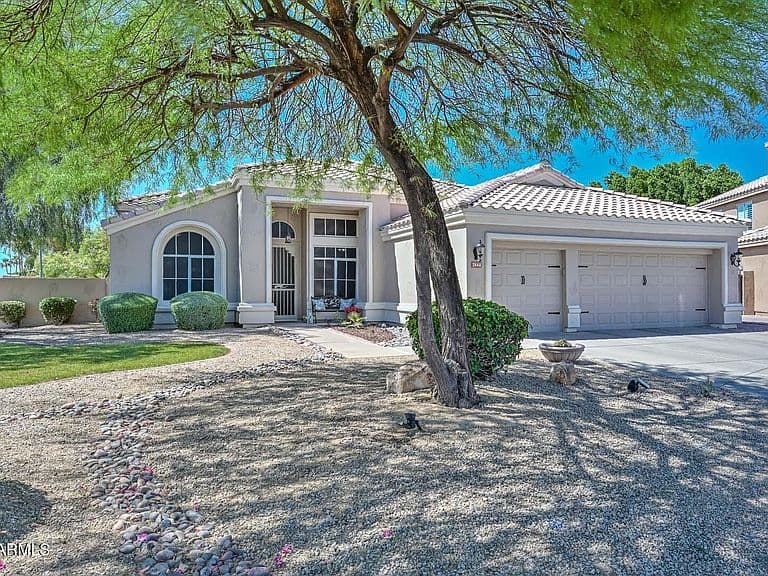 7444 W FOOTHILL Drive photo 1