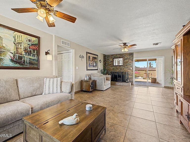 17412 E GRANDE Boulevard photo 4