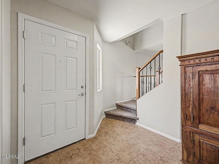 736 S Porter Routh Pl photo 3