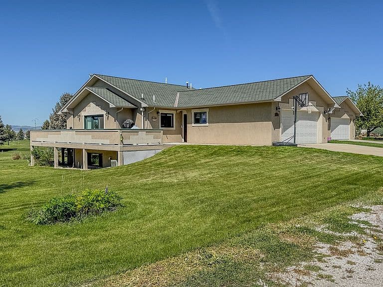 4134 Fox Ridge Dr photo 3