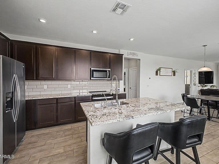17308 W DALEY Lane photo 5