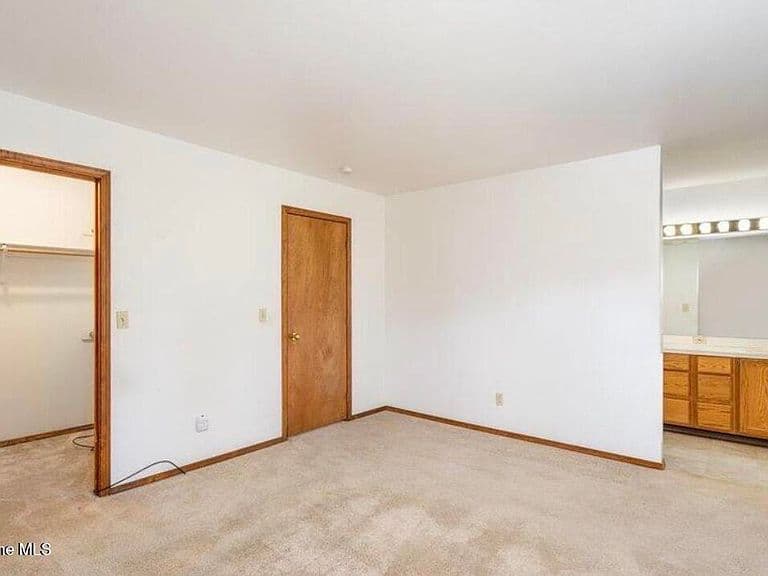 397 S Timber Ln photo 5