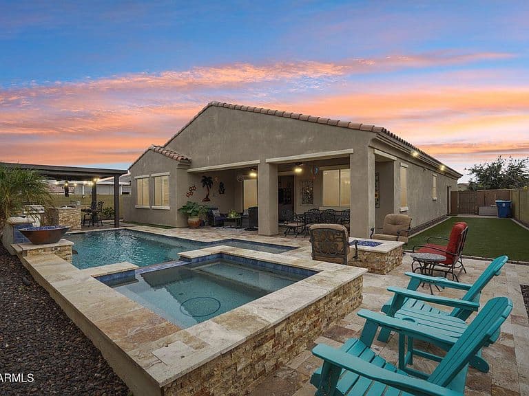 20488 W DELANEY Drive photo 2