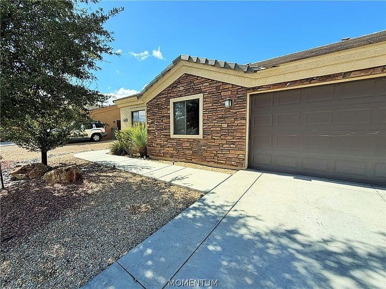 3427 Charleston Street photo 2