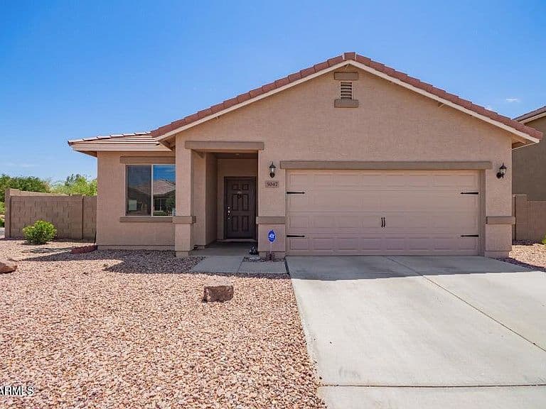 5047 S 245TH Lane photo 1