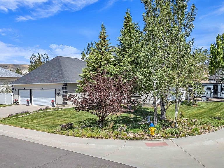 2507 Cripple Creek Dr photo 3