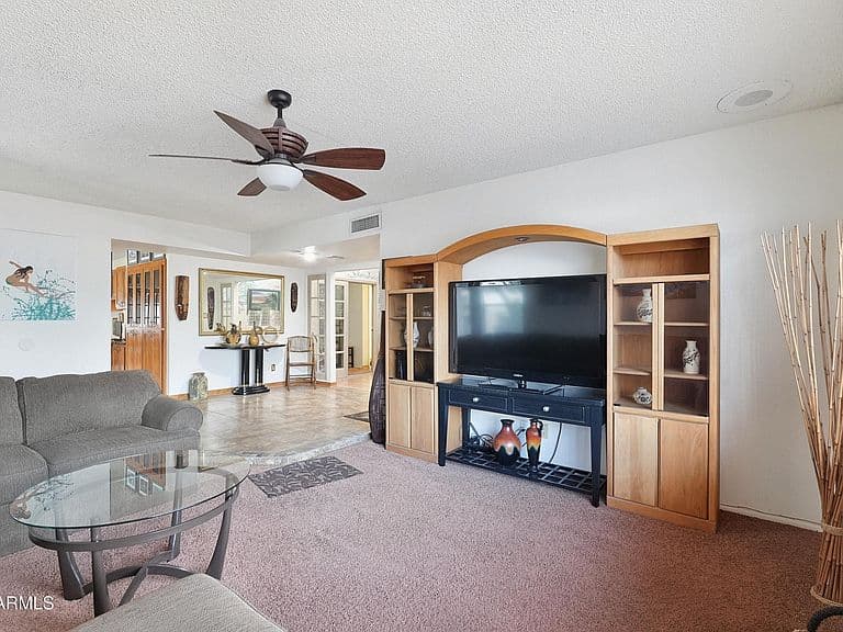 8659 E FILLMORE Street photo 4