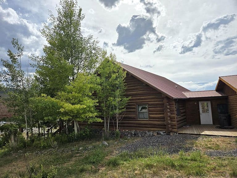 1404 Warm Springs Dr photo 2