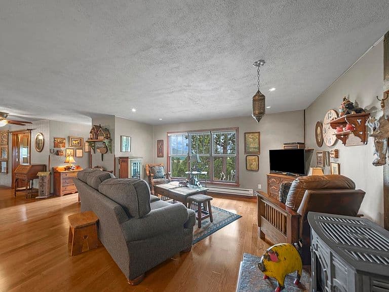 25604 Mountain Shadow Rd photo 4
