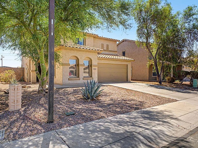 7227 S SUNRISE Way photo 2
