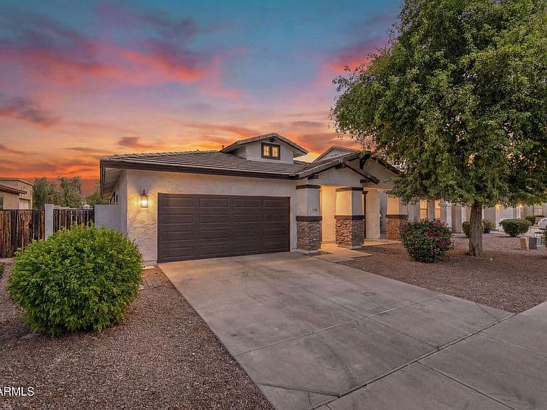 3746 E VALLEJO Drive photo 2