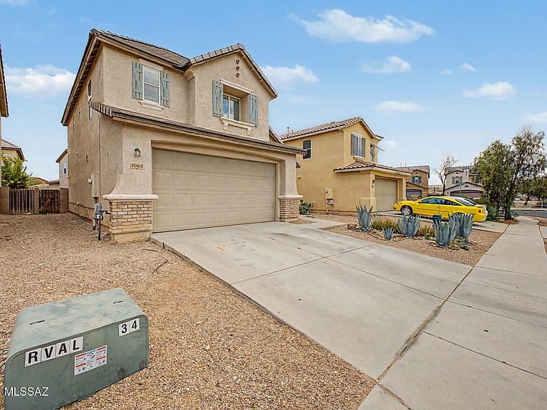 7065 S Parsnip Ln photo 2