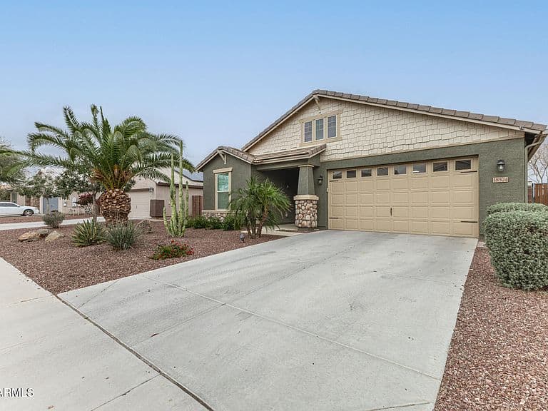 18574 W Lupine Ave photo 3