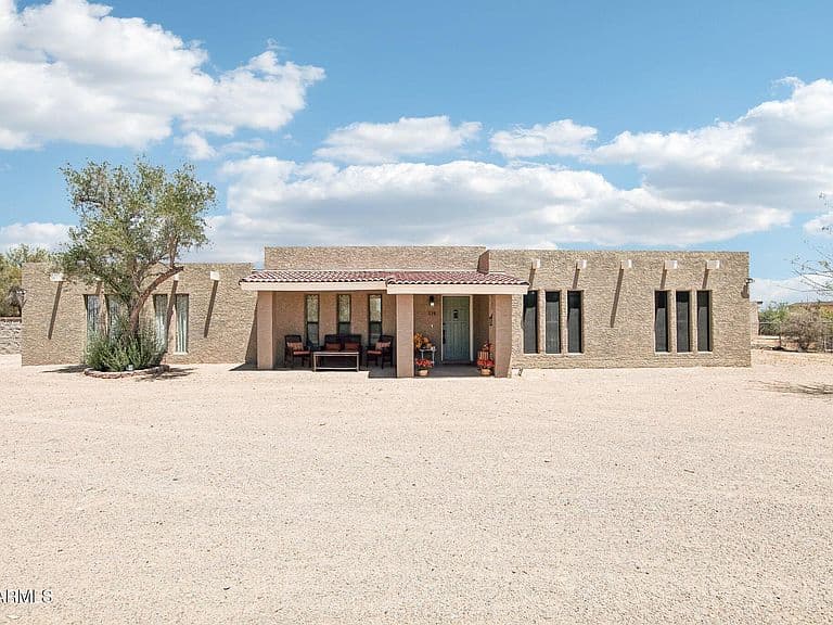 228 W CALLE TUBERIA -- photo 1