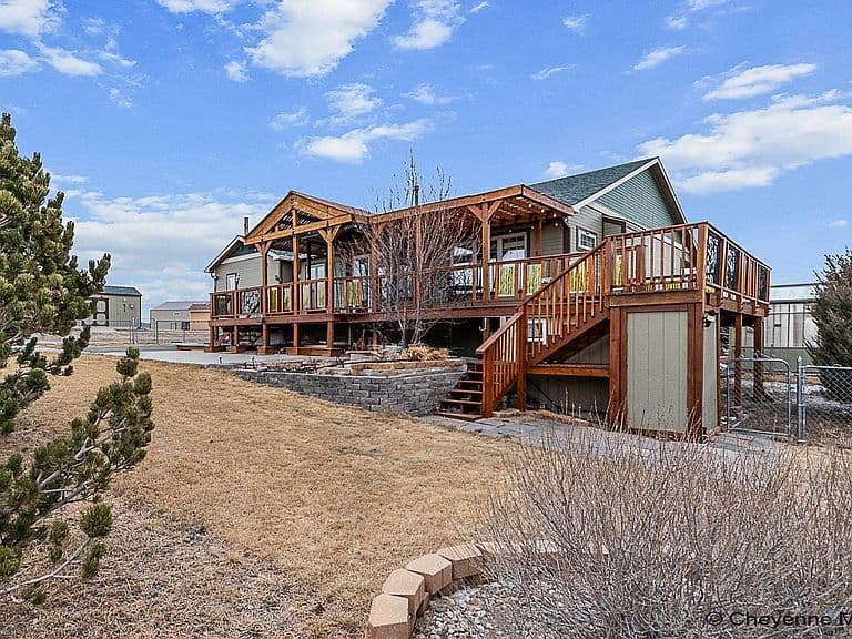 6812 Line Ct photo 2