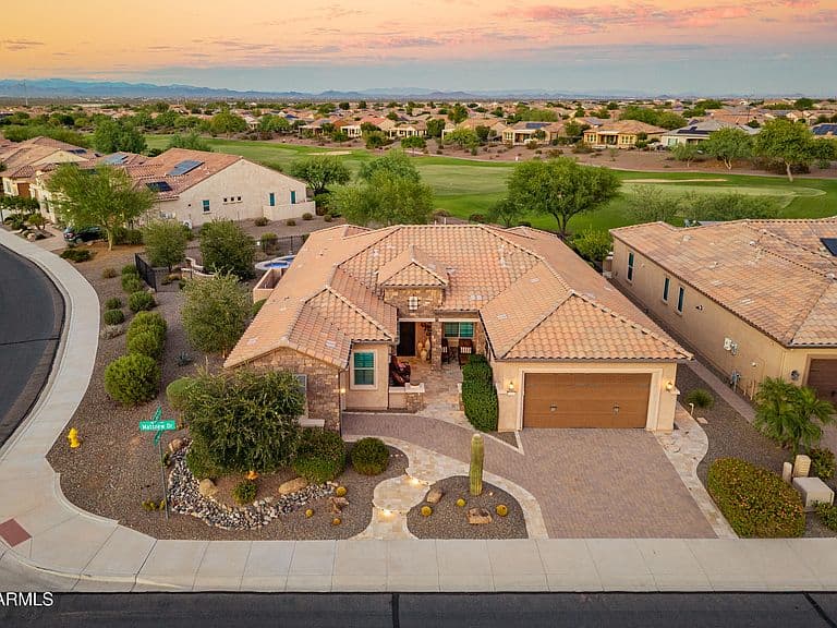 26364 W MATTHEW Drive photo 4