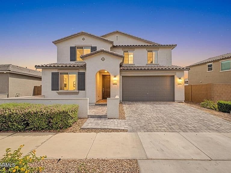 40191 W JAMES Lane photo 1