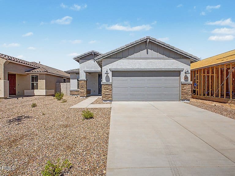 16976 W BUCKHORN Trail photo 1