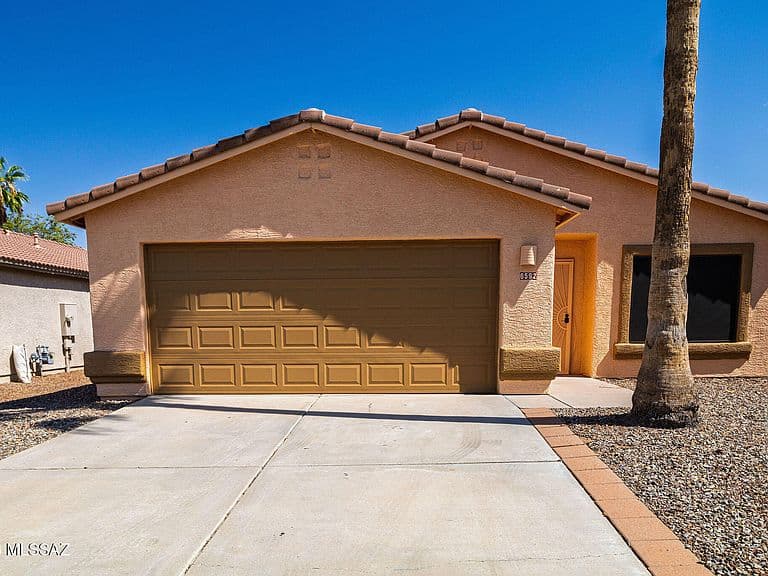 6592 W Blythe Pl photo 3