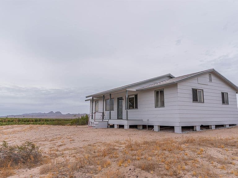 11507 S Avenue 25 E photo 2