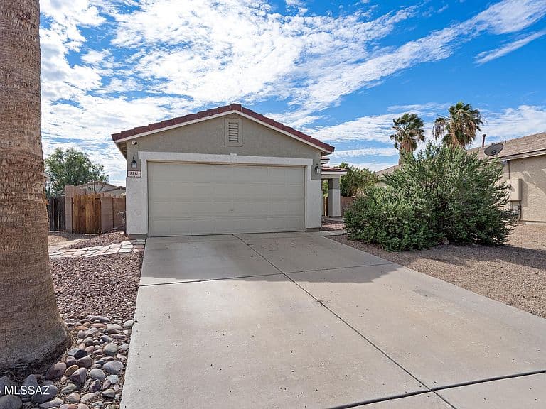 7791 W Lees Ferry Ct photo 2