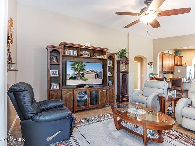 1362 N VERBENA Place photo 4