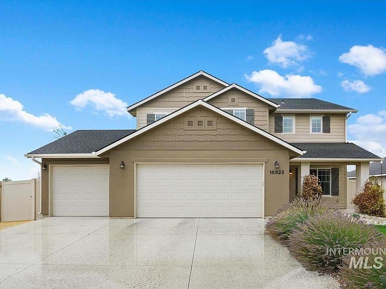 16923 N Lowerfield Loop photo 1