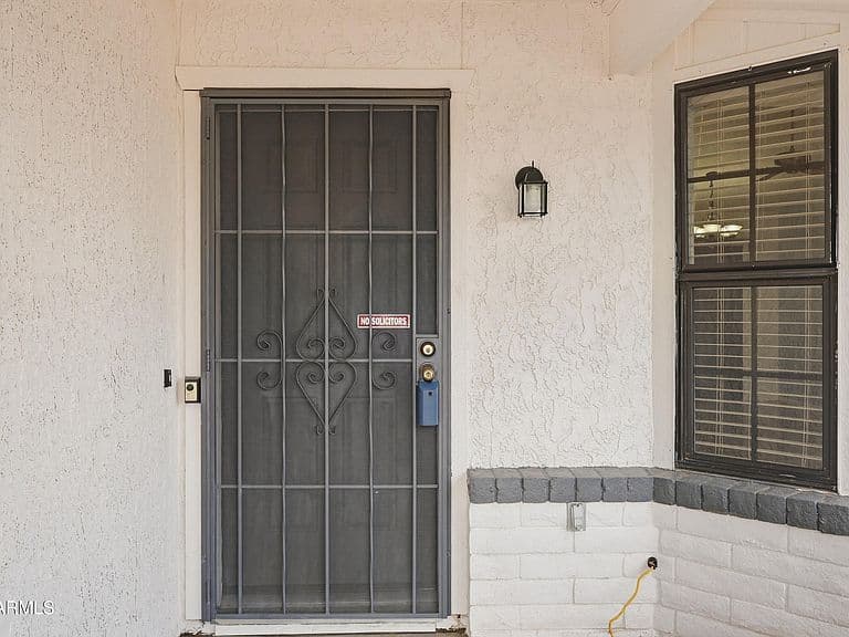 17218 N 125TH Avenue photo 4