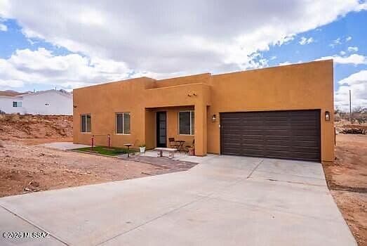 65 Avenida Pastor #B photo 1
