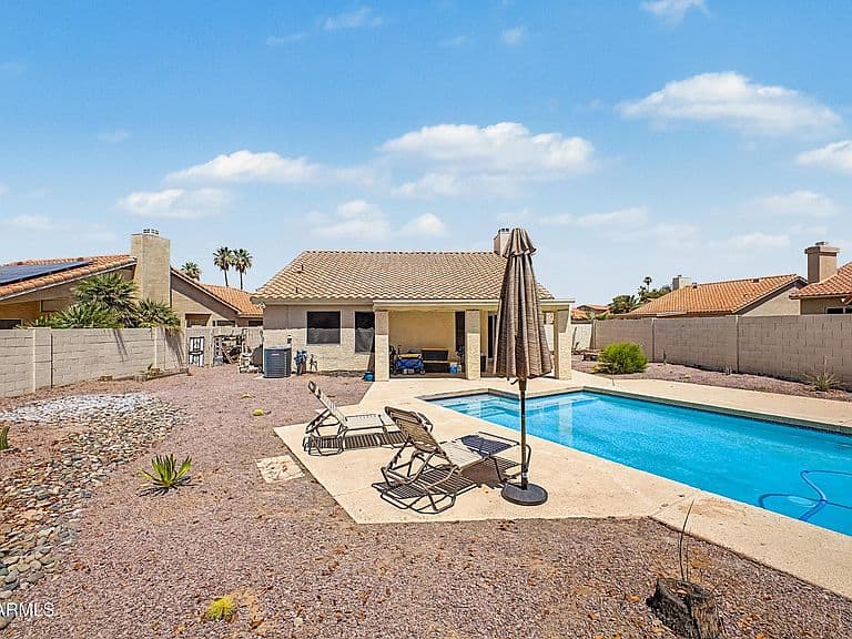 7603 W ORAIBI Drive photo 4
