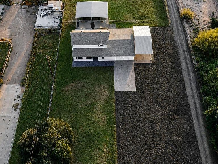 13410 S 154TH Street photo 3